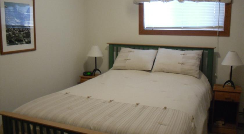 Cedar House Hotel Jasper Room photo
